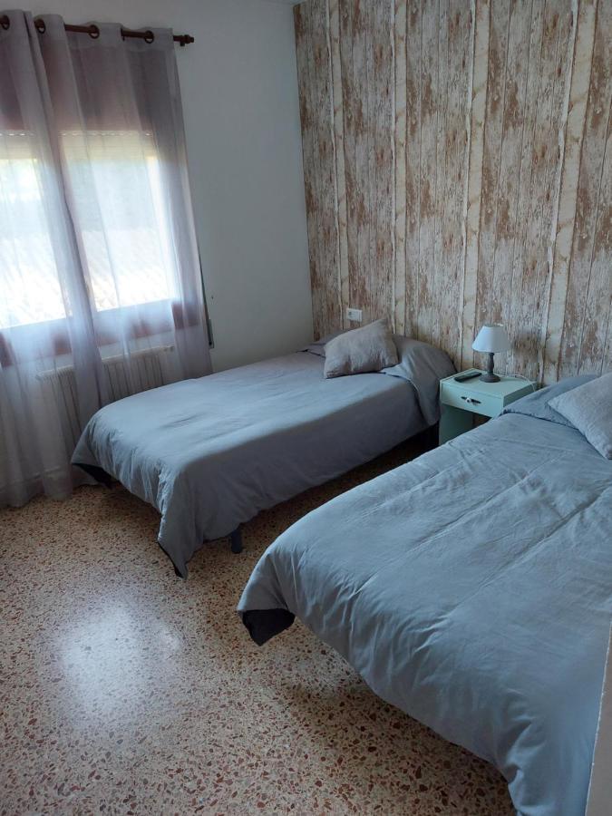 Hostal Braseria Tivissa Экстерьер фото