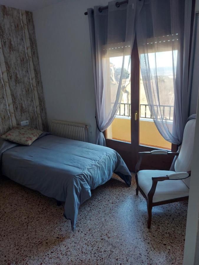 Hostal Braseria Tivissa Экстерьер фото