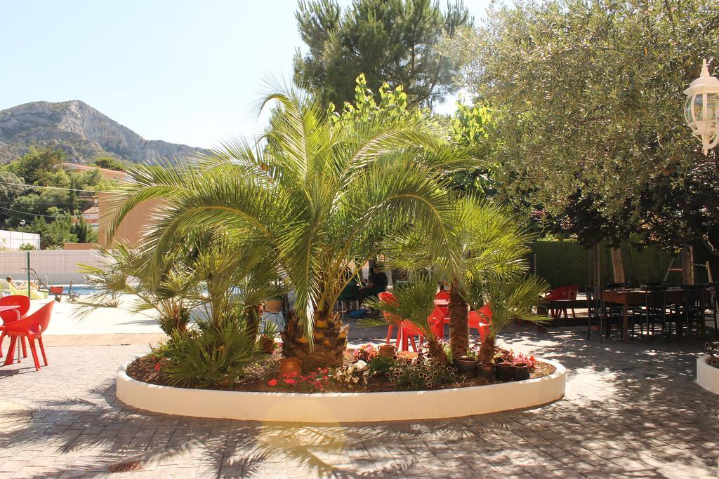Hostal Braseria Tivissa Экстерьер фото